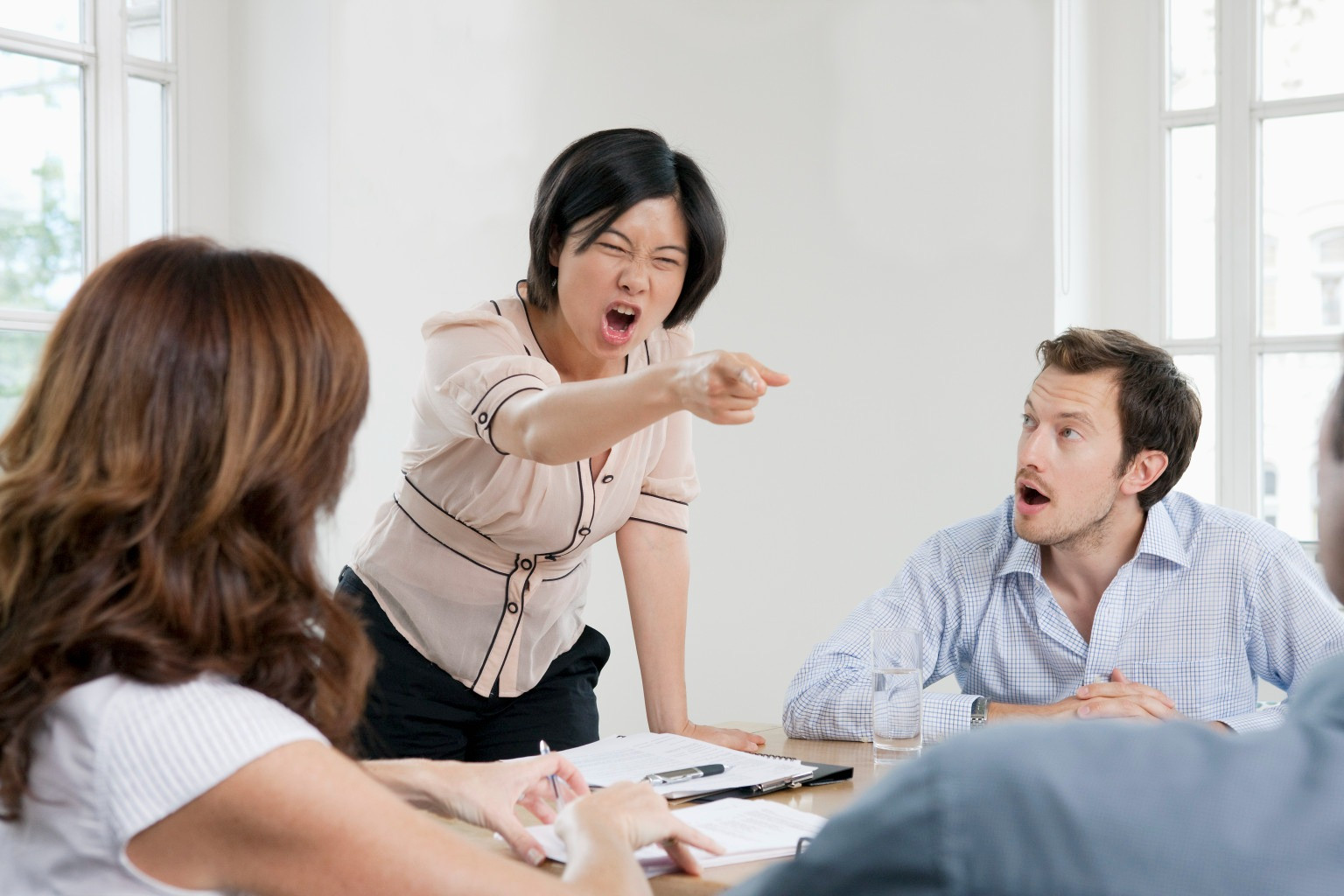 Bị ghét vì quá thẳng thắn gọi tên 5 chòm sao - Ảnh 1.