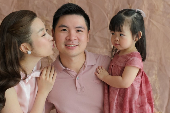 Đỗ Mỹ Linh khoe ảnh bên chồng thiếu gia, biểu cảm của ái nữ thu hút sự chú ý