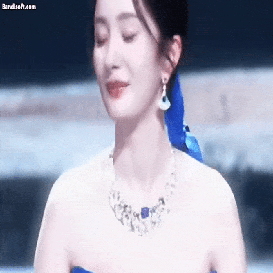 Dương Mịch 17 tuổi đẹp không gì sánh nổi: Gương mặt quốc sắc thiên hương, ăn tiền nhất là đôi mắt nghìn năm có một