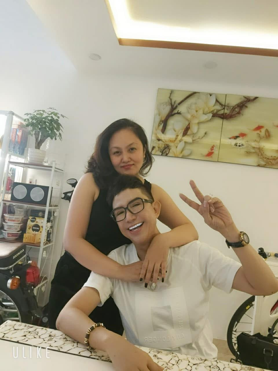 Hoa khôi Hải Phòng - vợ Long Nhật gây sốc với diện mạo trẻ đẹp ở tuổi trung niên- Ảnh 9.