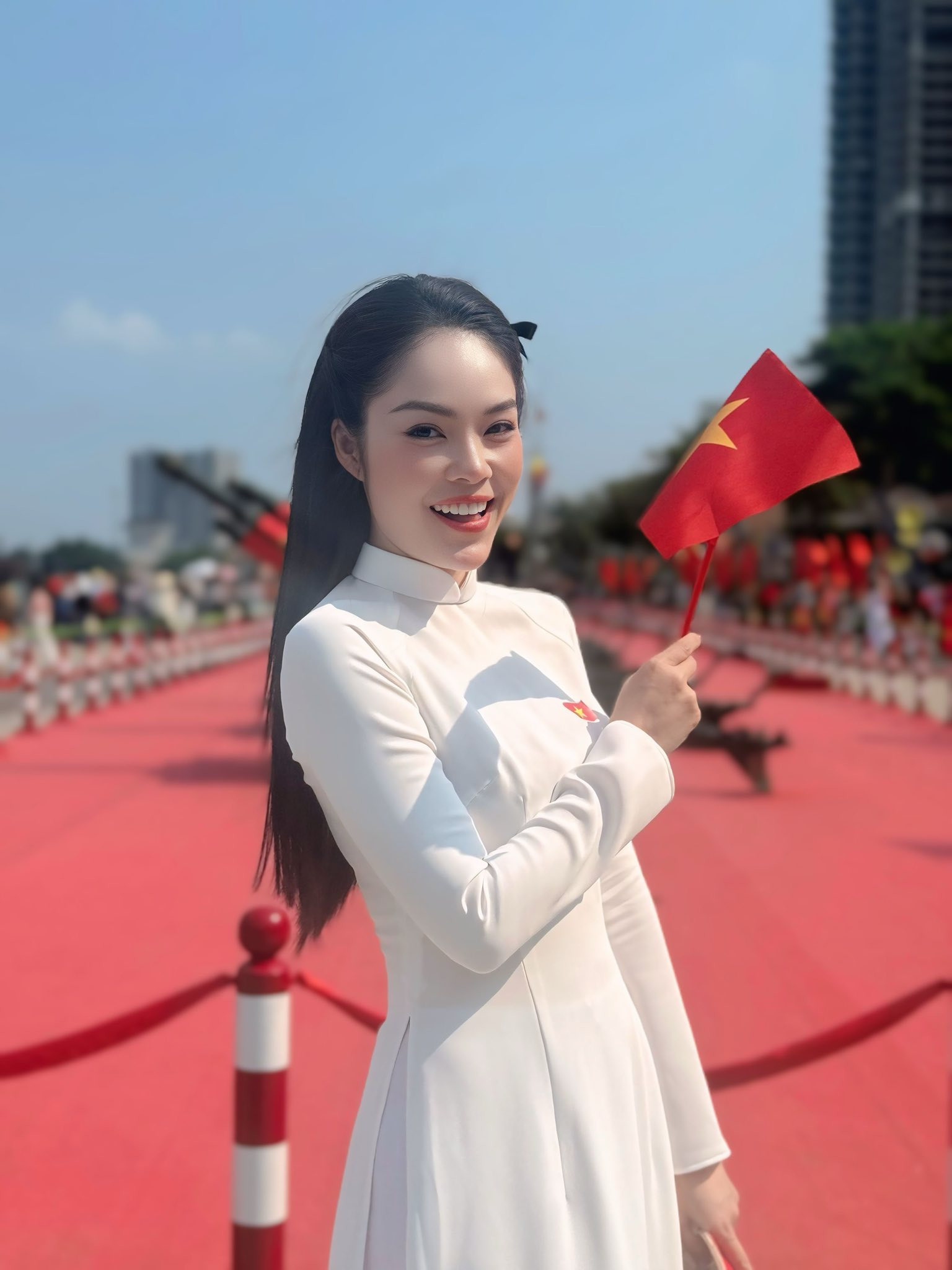 Sao Việt từng phải kiếm 6 tỷ/năm trả nợ, vẫn cho con học trường quốc tế: Vượt qua biến cố, sống an nhiên - Ảnh 2.