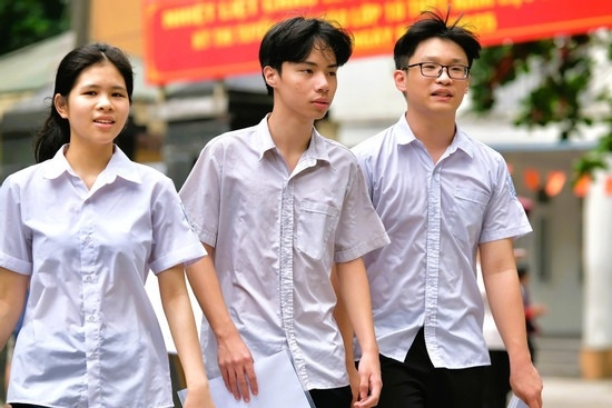 Top 12 trường có điểm chuẩn lớp 10 cao nhất Hà Nội năm 2025