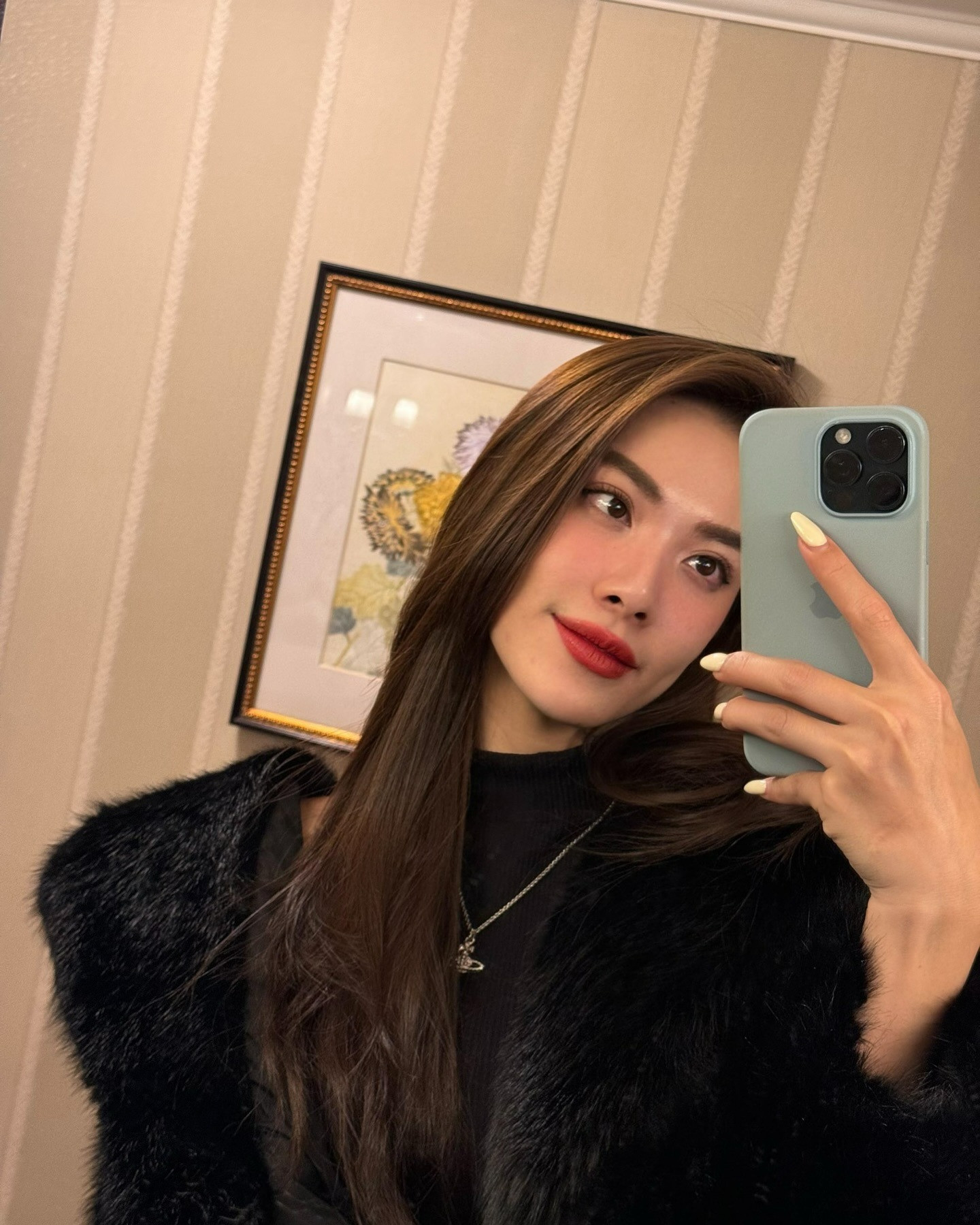 Á hậu Vbiz gây tranh cãi khi công khai 7 ngày nhịn ăn vẻ ngoài sau giảm cân gây sốc