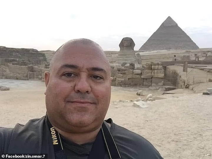 Omar trong hành trình du lịch khám phá thiên nhiên.