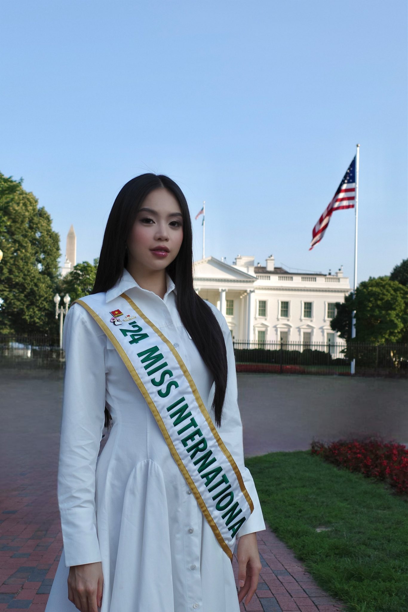 Hoa hậu Thanh Thủy lên tiếng khi bị ekip Mỹ hại khiến mặt sưng phồng già đi chục tuổi