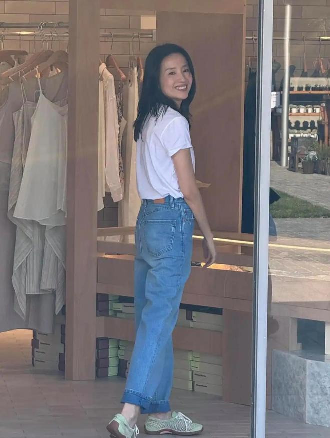 Nhan sắc qua camera thường của Chúc Anh Đài Đổng Khiết đẹp đến mức khiến khán giả nuối tiếc