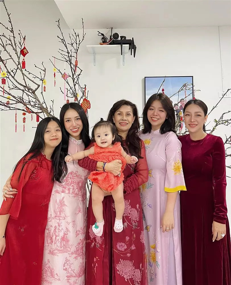 Phát ngôn chấn động của Minh Nhựa khi vợ cả và vợ 2 lần đầu chung khung hình