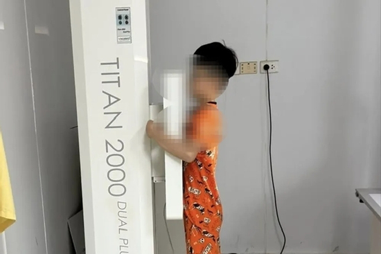 Ấm ức vì Làng Háo Hức