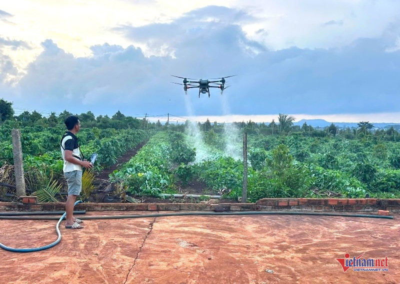 W-Drone giải cứu 2.jpg