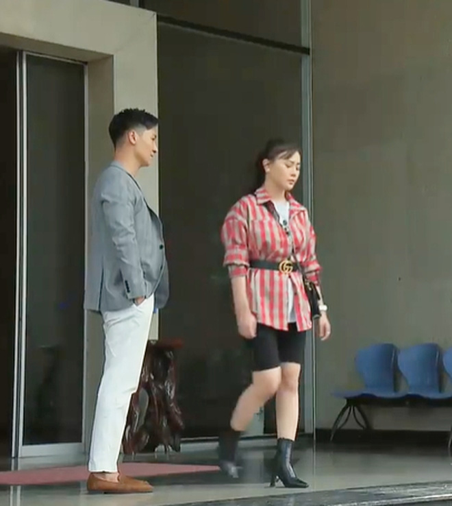 1 16315479947941641870933