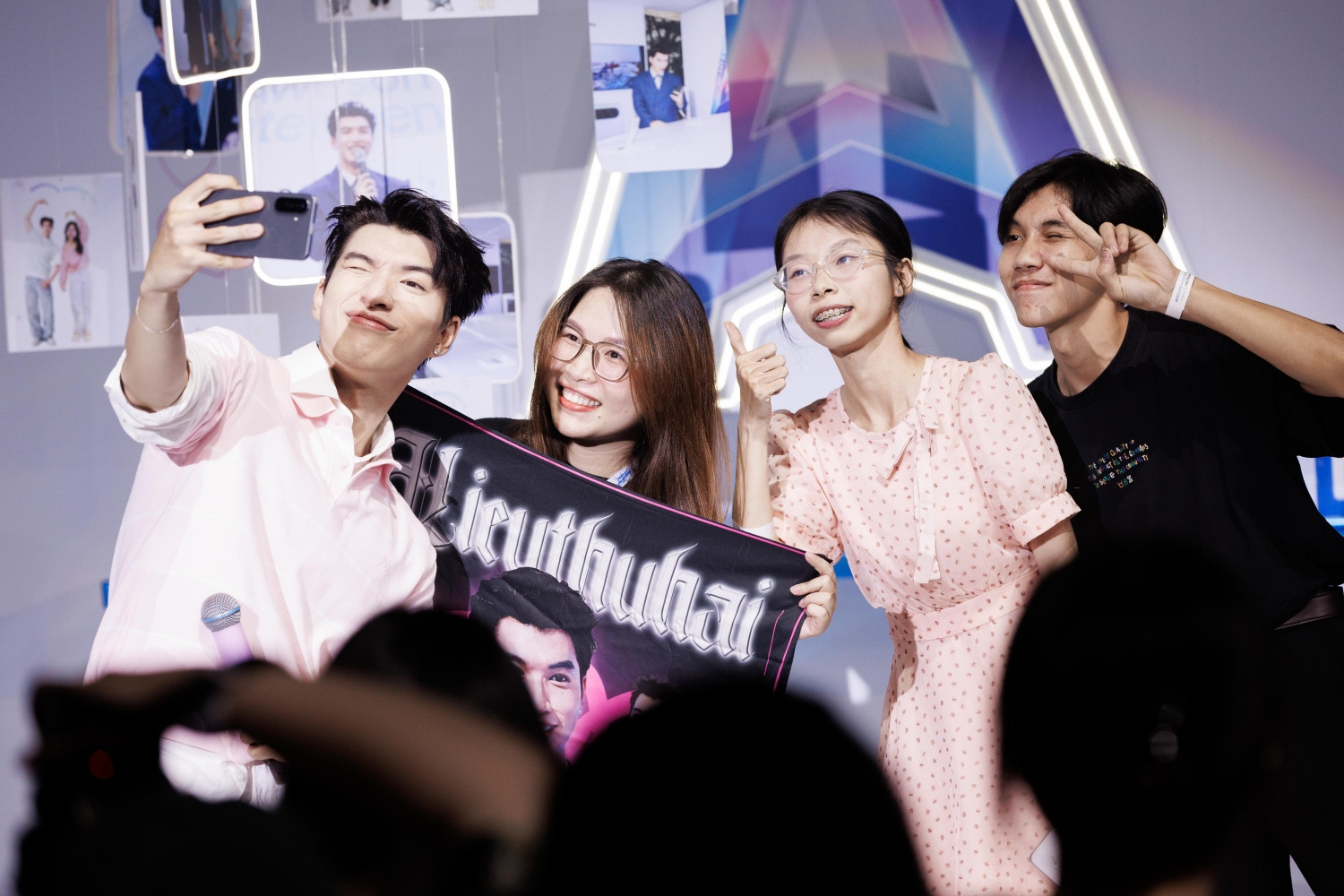 HIEUTHUHAI bật mí nơi các bài hit ra đời truyền cảm hứng về sự tự tin vào bản thân