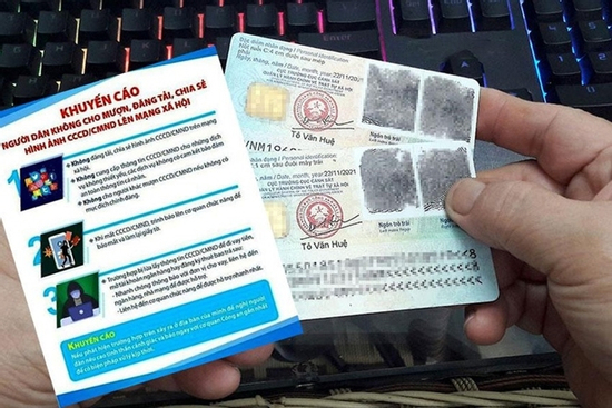 Cảnh báo nguy cơ từ trào lưu khoe căn cước công dân 'bắt trend' trên mạng xã hội