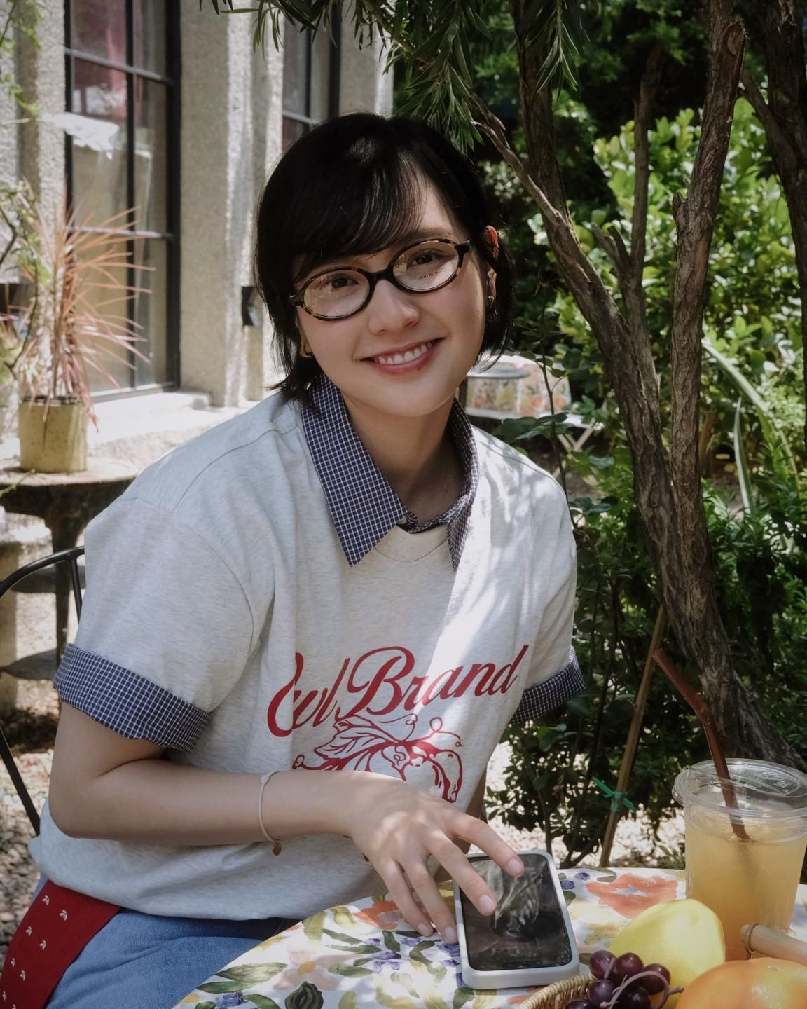 Hải Tú bị khui loạt ảnh thời du học Pháp dụi mắt trăm lần&nbsp;nhận chẳng ra