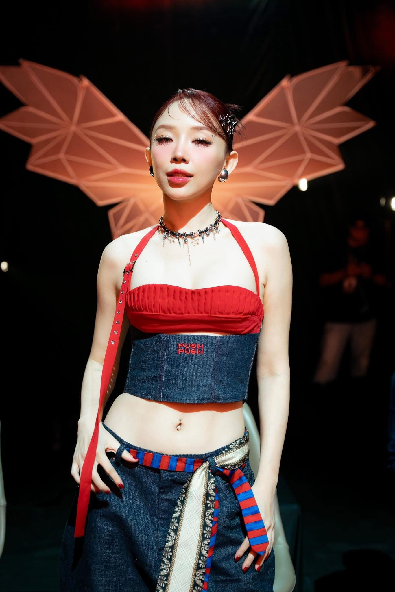 Lý do khiến Tóc Tiên khóa mạng xã hội bị chỉ trích nặng nề