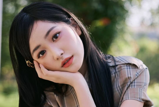 Trúng số độc đắc đúng ngày 2/8/2025, 3 con giáp như cá vượt vũ môn, sự nghiệp phất như vũ bão, thu về cả đống tiền