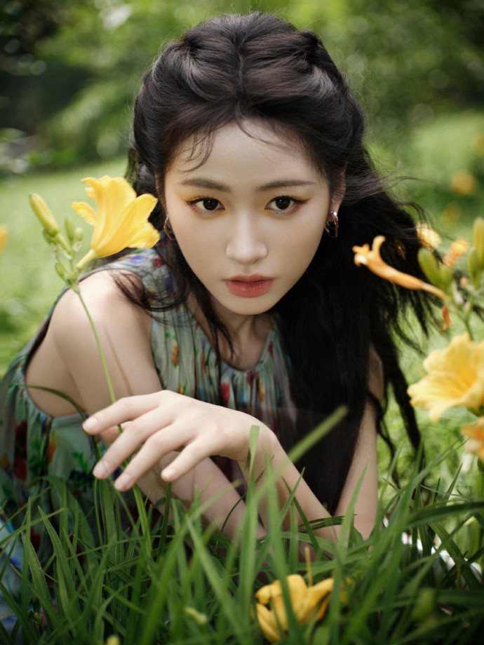 Cuối hôm nay (1/8/2025), Thần Tài trải chiếu lộc, 3 con giáp 'hốt sạch lộc trời', công việc thuận lợi đủ đường, tiền bạc nhiều 'thẳng cánh cò bay' - Ảnh 3