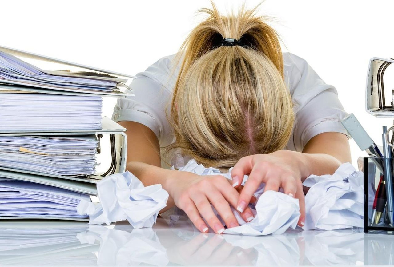 Đi làm đừng quá ngây thơ 7 quy tắc ngầm nơi công sở khiến bạn tỉnh mộng