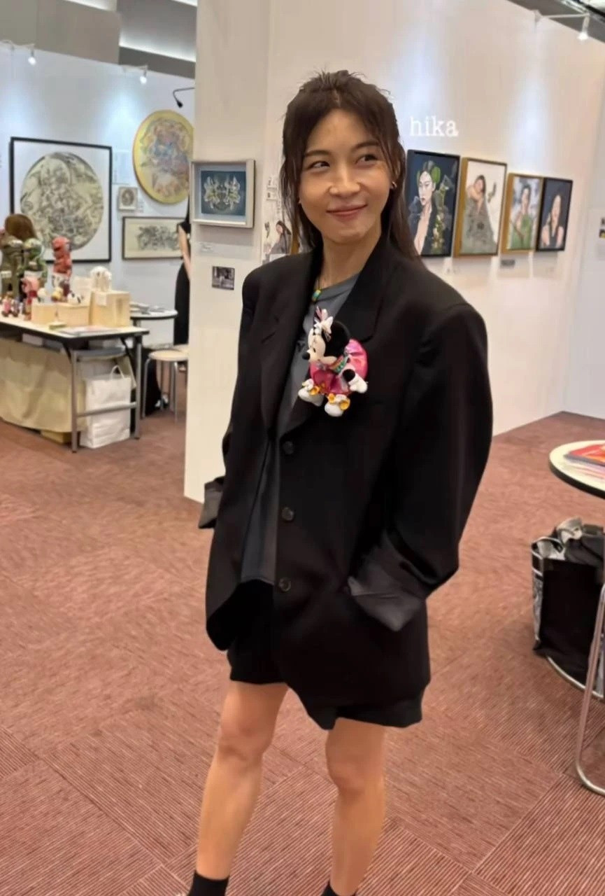 ha-ji-won2a.jpg