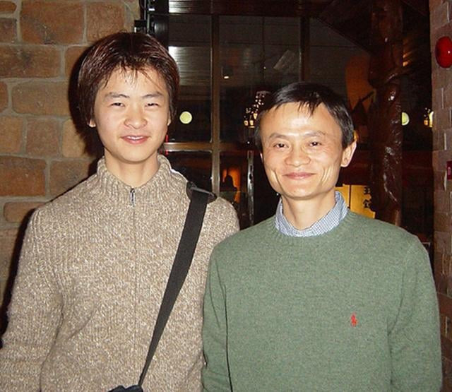 Vợ Jack Ma từ bỏ làm sếp Alibaba, lui về nội trợ để “cứu” con trai thoát con đường nghiện ngập - Ảnh 2