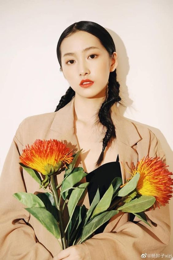 Sau hôm nay, thứ Hai 11/8/2025, vận mệnh rực rỡ, 3 con giáp tài lộc 'ào ào như thác đổ', hưởng đủ vinh hoa, cuộc sống lên tầm cao mới - Ảnh 1