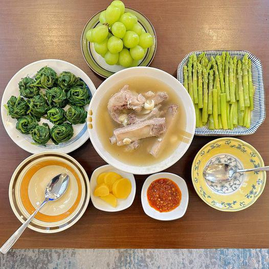 Shark Bình gây tranh cãi khi khoe được Phương Oanh đãi món 'rồng xanh búi tó'- Ảnh 4.