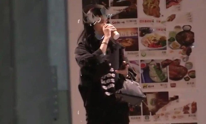 641 1754102782985304033317