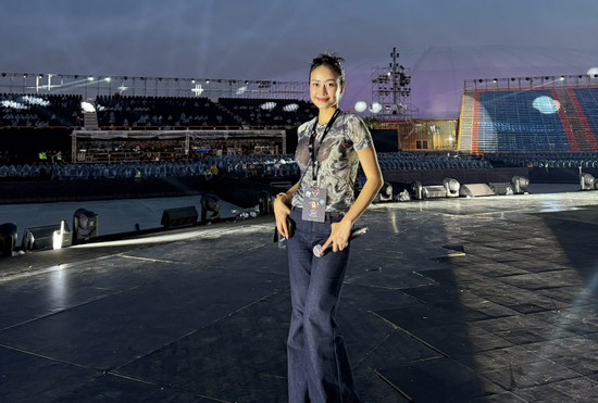 Sắc vóc đời thực của nữ MC VTV mới dẫn 2 đại nhạc hội