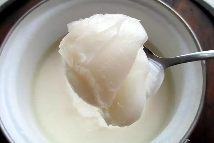 Mỡ lợn từ lâu đã bị nhiều người bỏ phí trong khi đây là thực phẩm rất tốt. (Ảnh: Sohu)