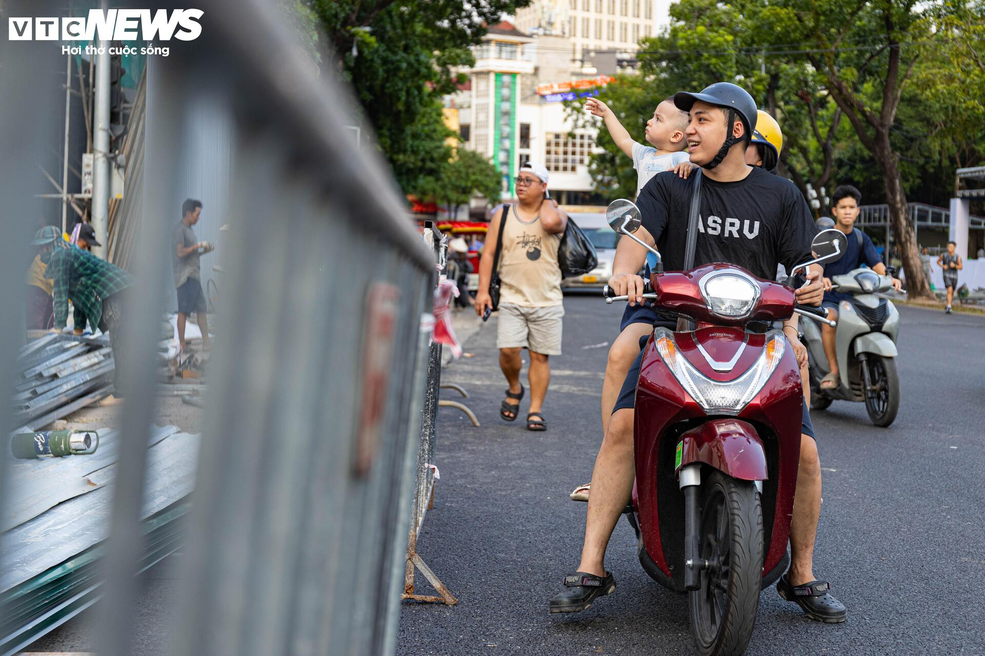 Hiện trạng quảng trường Đông Kinh - Nghĩa Thục sau khi phá dỡ toà 'Hàm cá mập' - 10