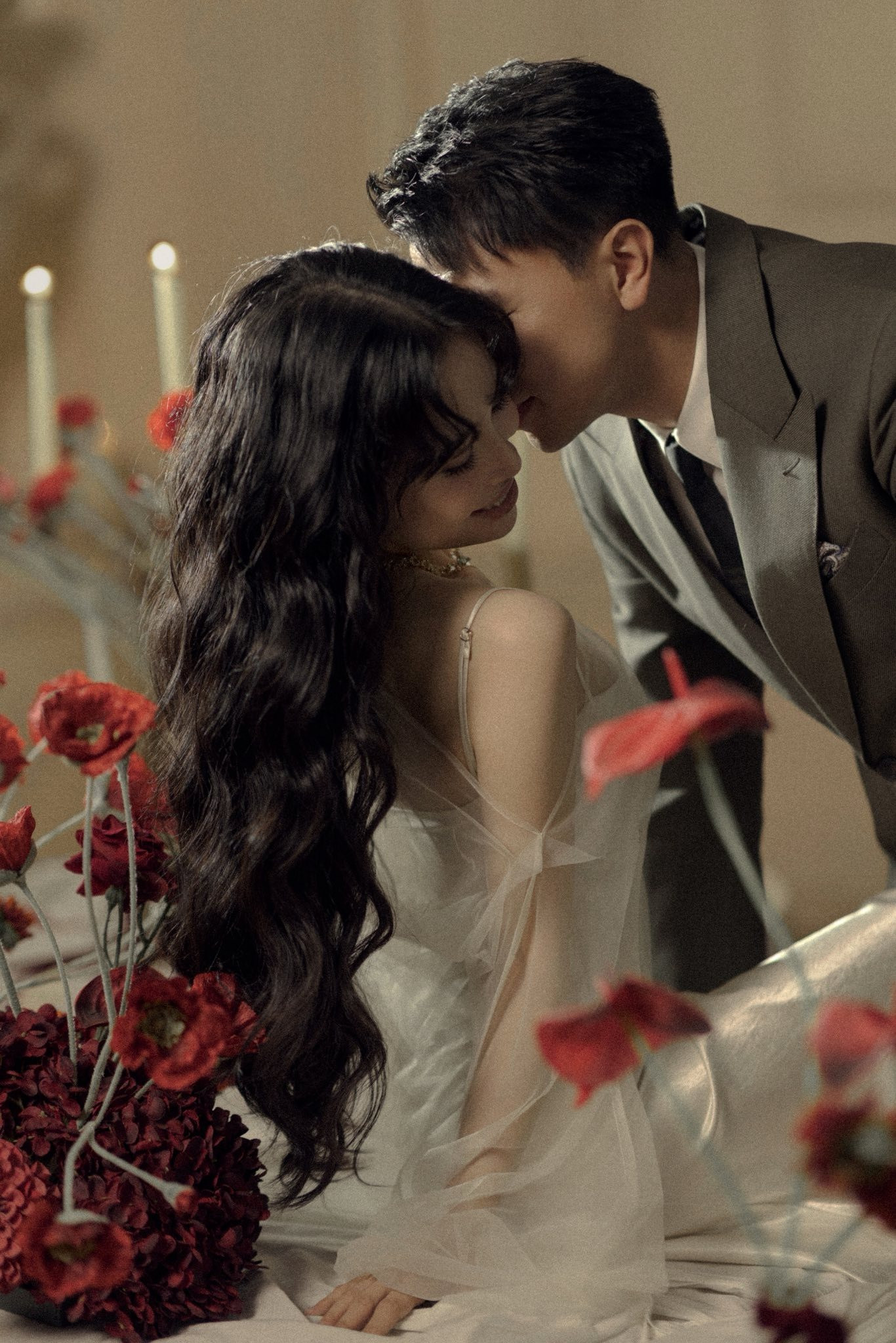 Hôn nhân 12 năm ngọt ngào của ca nương Kiều Anh và chồng đại gia