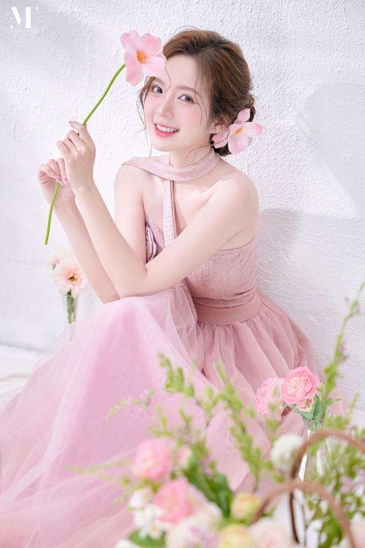 Trúng số độc đắc vào đúng 2 ngày tới (15/8-16/8), Thần Tài chiếu cố, 3 con giáp 'lấy rổ hứng tiền', đổi vận giàu sang, tương lai huy hoàng, giàu sang bậc nhất - Ảnh 1