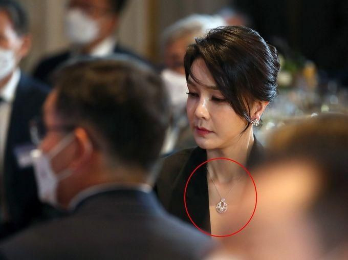 2fd6b823 3abd 4ca5 bce7 4acf510f9203