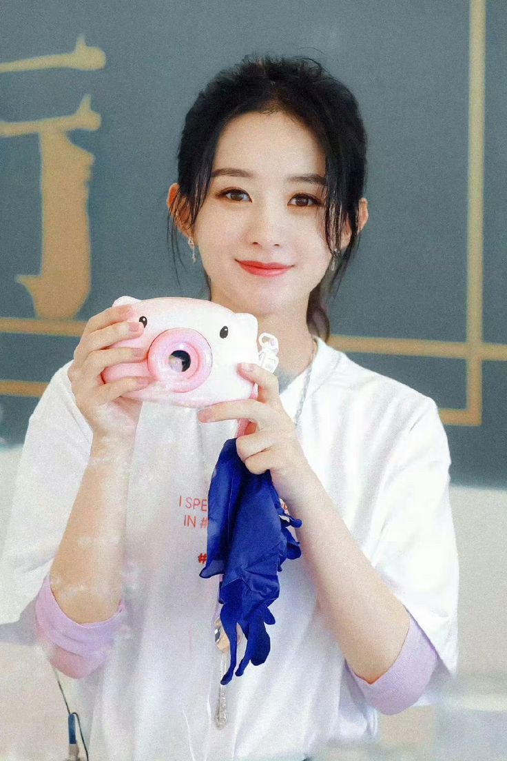 Đúng ngày mai, thứ Bảy 16/8/2025, thần Tài 'xướng tên' 3 con giáp ngửa đầu đón quý nhân, cúi đầu hốt tài lộc, sự nghiệp thăng tiến như 'cá chép hóa rồng' - Ảnh 3