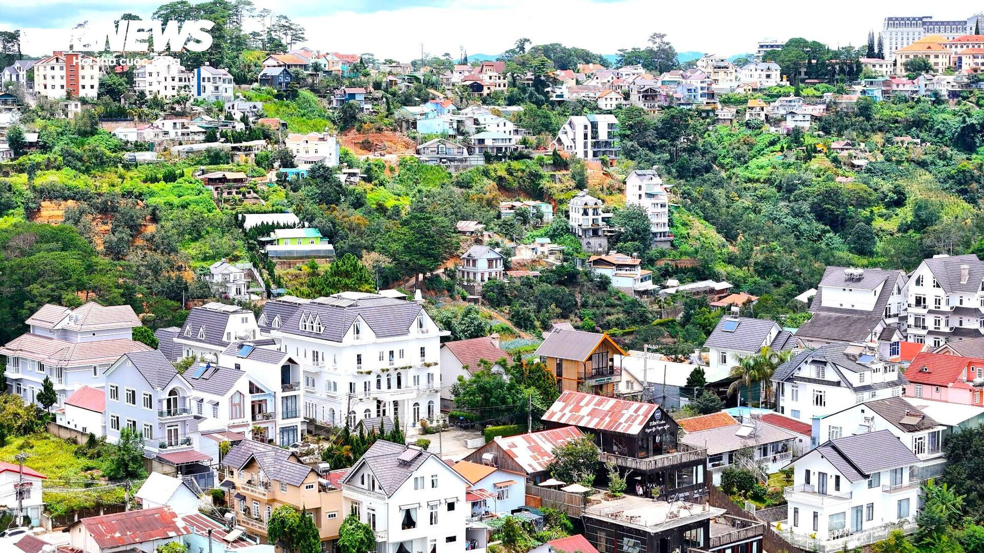 Những quán cà phê chênh vênh mùa mưa, sạt lở rình rập ở Đà Lạt - 9