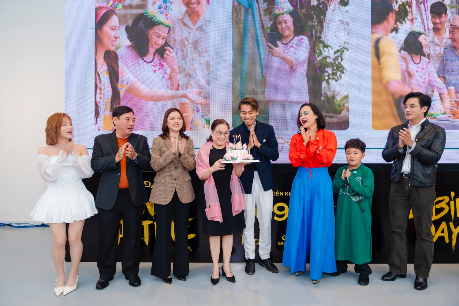 Tín Nguyễn áp lực khi được gọi là diễn viên trăm tỷ