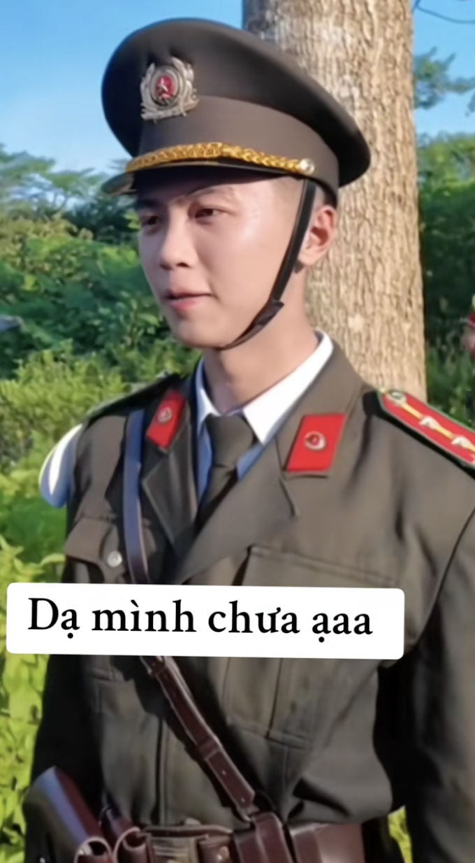 In4 của nam thần quân đội nổi khắp MXH vì quá đẹp trai lại tinh tế khi tham gia diễu binh 29