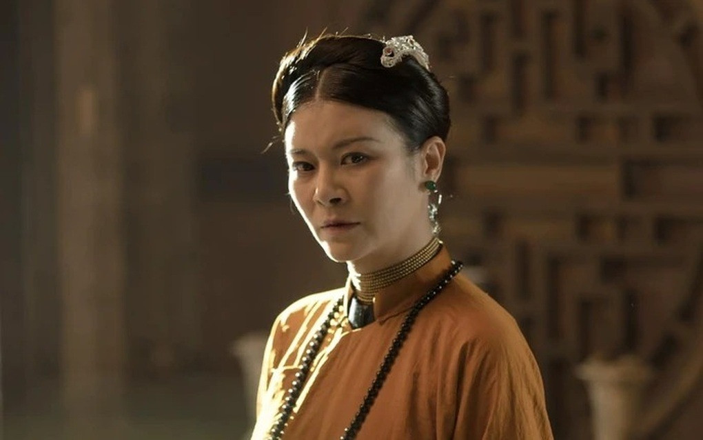 Không nhận ra diễn viên đanh đá nhất Việt Nam hậu sang Hàn trùng tu toàn bộ gương mặt