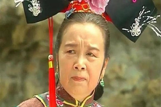 Người độc ác nguy hiểm nhất trong Hoàn Châu Cách Cách không phải là Dung ma ma