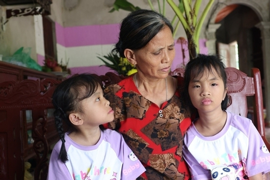 Người mẹ kể lại chuyện ‘chuộc’ 50 triệu đồng để đưa thi thể con dâu về nhà