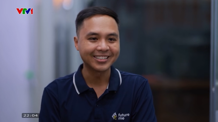 Phan Minh Đức trở về Việt Nam sau thời gian du học và hiện đang công tác trong lĩnh vực giáo dục.