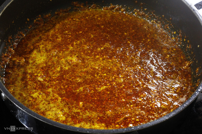 Món canh bún vỉa hè Ốc Thanh Vân phải lòng suốt 24 năm có gì đặc biệt?- Ảnh 8.