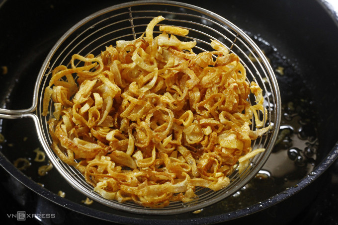 Món canh bún vỉa hè Ốc Thanh Vân phải lòng suốt 24 năm có gì đặc biệt?- Ảnh 7.