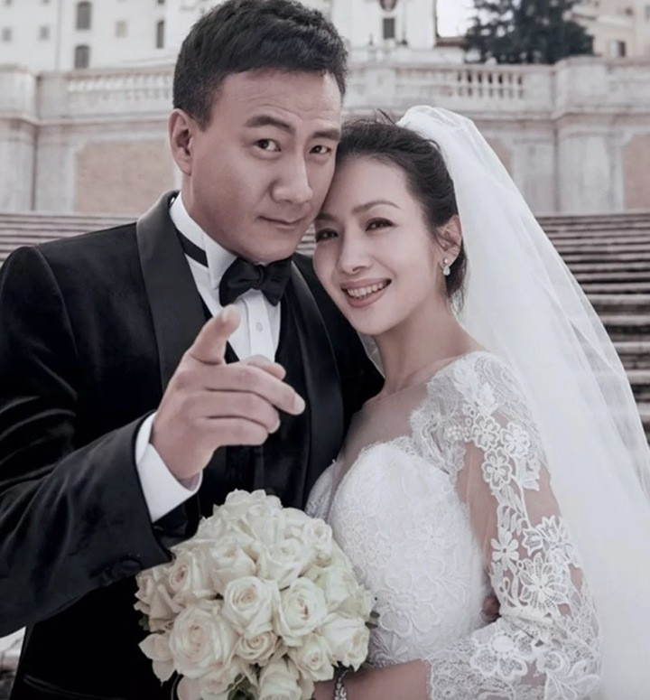 Hồ Quân có cuộc hôn nhân viên mãn bên bà xã Lư Phương.