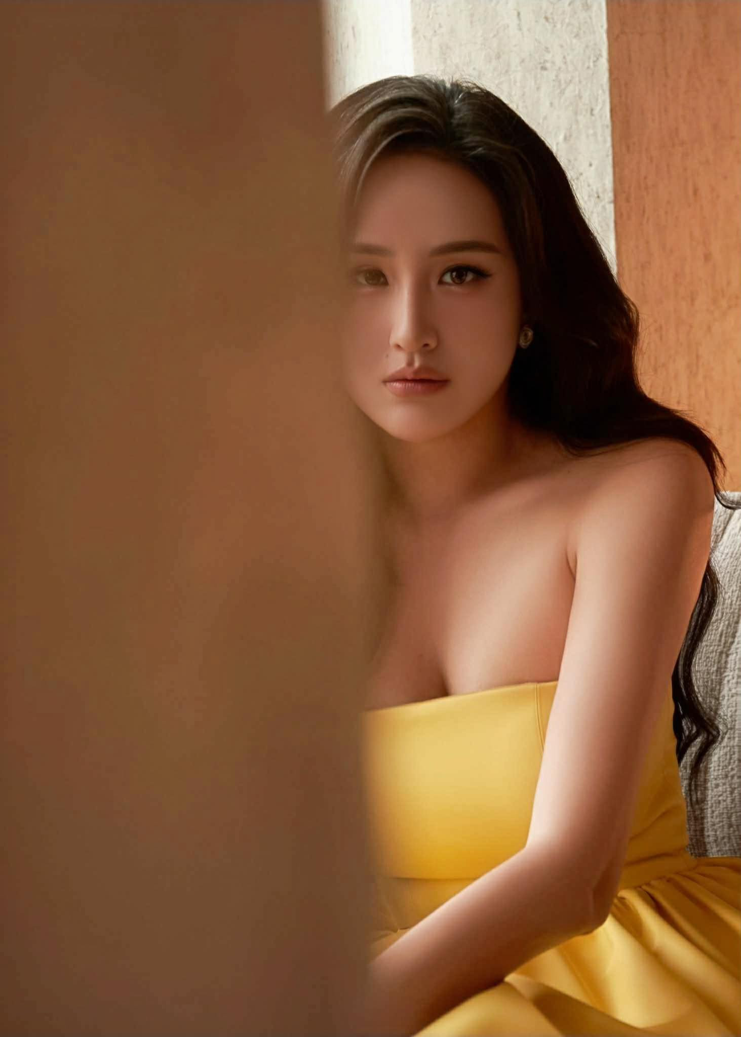 Làn da khỏe đẹp ở tuổi U40 của Hoa hậu Mai Phương Thúy - Ảnh 3.