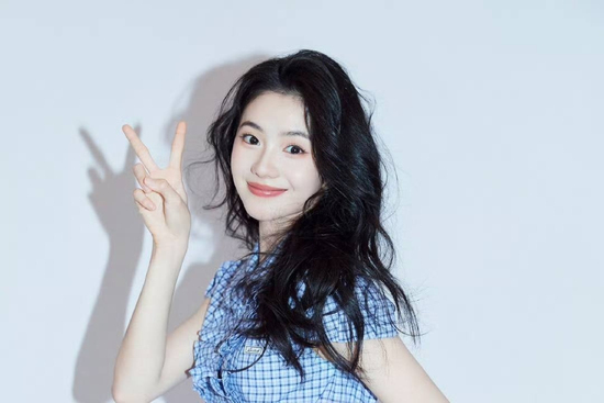 Trúng số độc đắc đúng ngày 3/8/2025, 3 con giáp vận mệnh xuôi thuận như nước chảy, công việc kiếm tiền dễ dàng