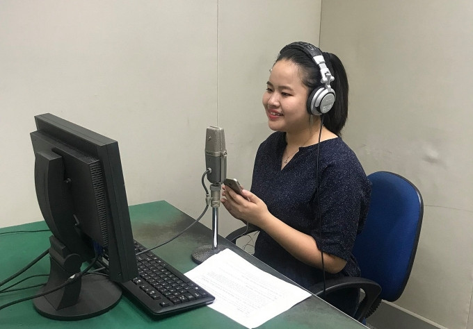 Điều đặc biệt về nữ MC khiếm thị đầu tiên trên VTV - Ảnh 3.