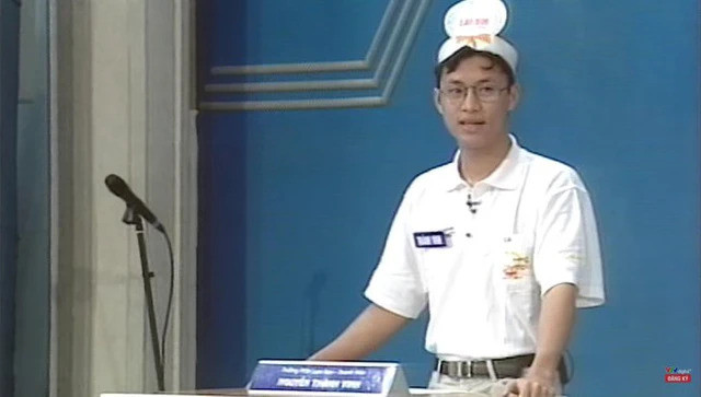 Á quân Olympia với sự nghiệp diễn xuất ngắn nhất lịch sử: Làm PGS ở nước ngoài, cuộc sống hiện tại gây bất ngờ- Ảnh 1.