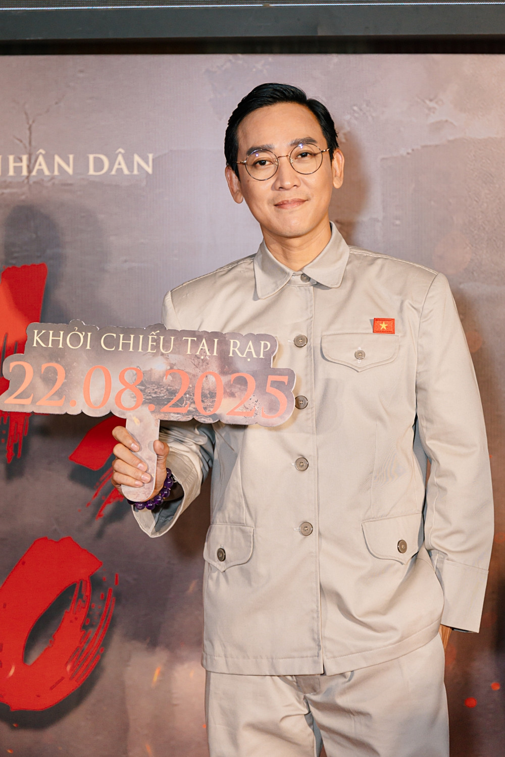 Dàn diễn viên Mưa đỏ hé lộ góc khuất tâm lý sau mỗi cảnh quay ở Thành cổ Quảng Trị