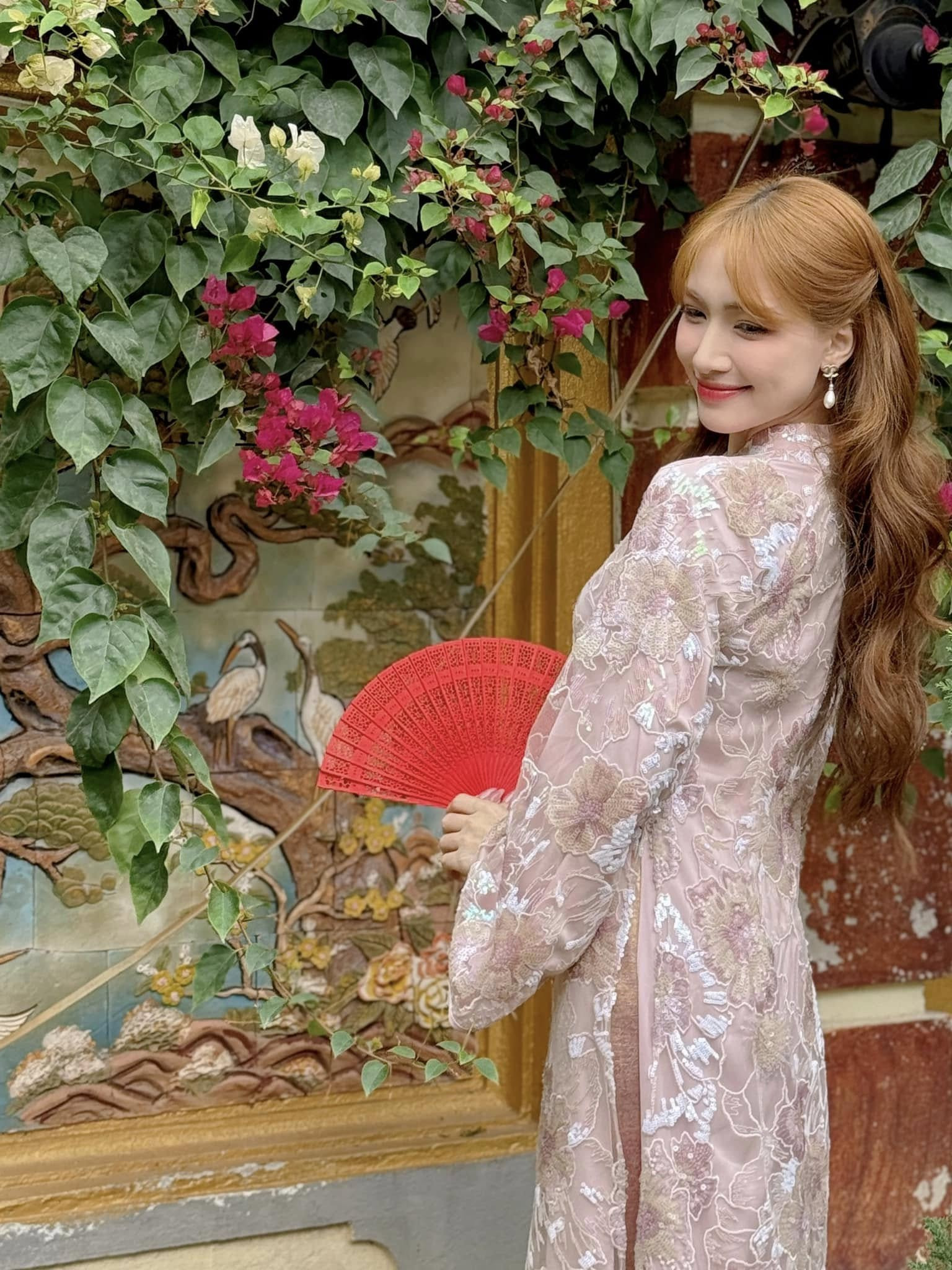 Hòa Minzy tự tin khoe mặt mộc với fan, ai cũng khen vì quá bóng đẹp - Ảnh 9.