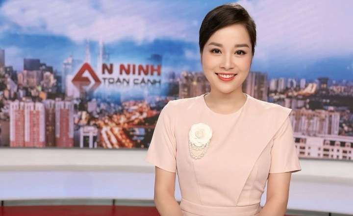 Minh Hương đang là BTV tại kênh truyền hình Công an nhân dân.